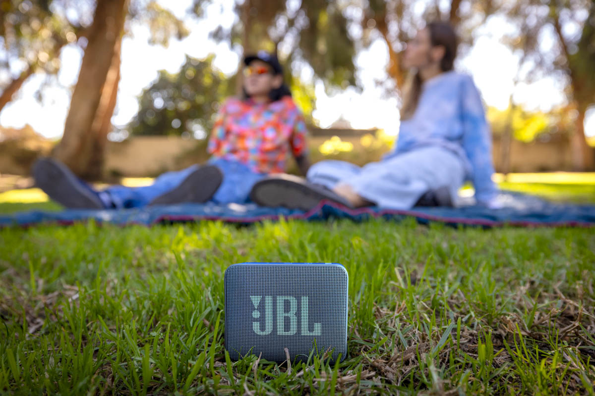 loa-di-dong-jbl-go-essential-2--11.jpg